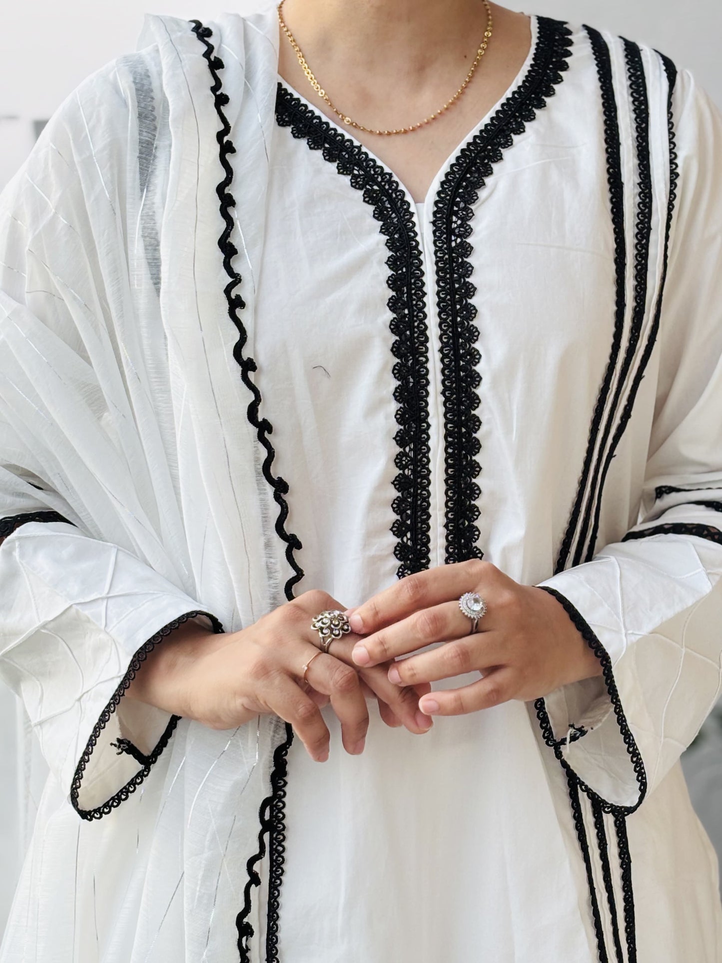 Ebon & Ivory 01 / 3pcs